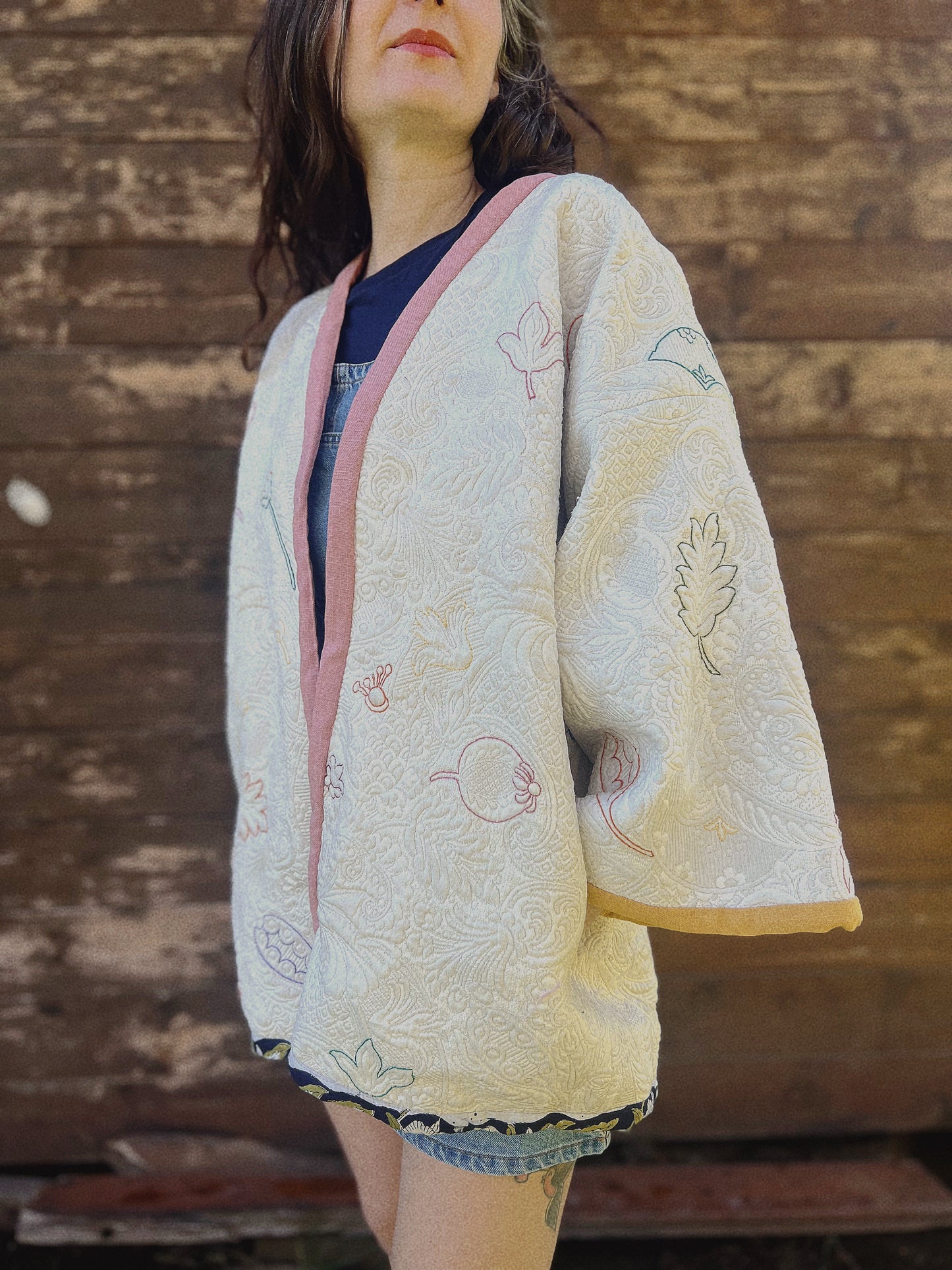 Vintage hand embroidered douvet oversize kimono size M/L