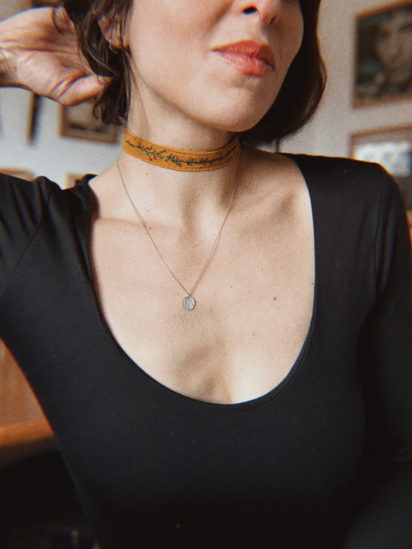 Chocker ✨ hand embroidered linen chocker