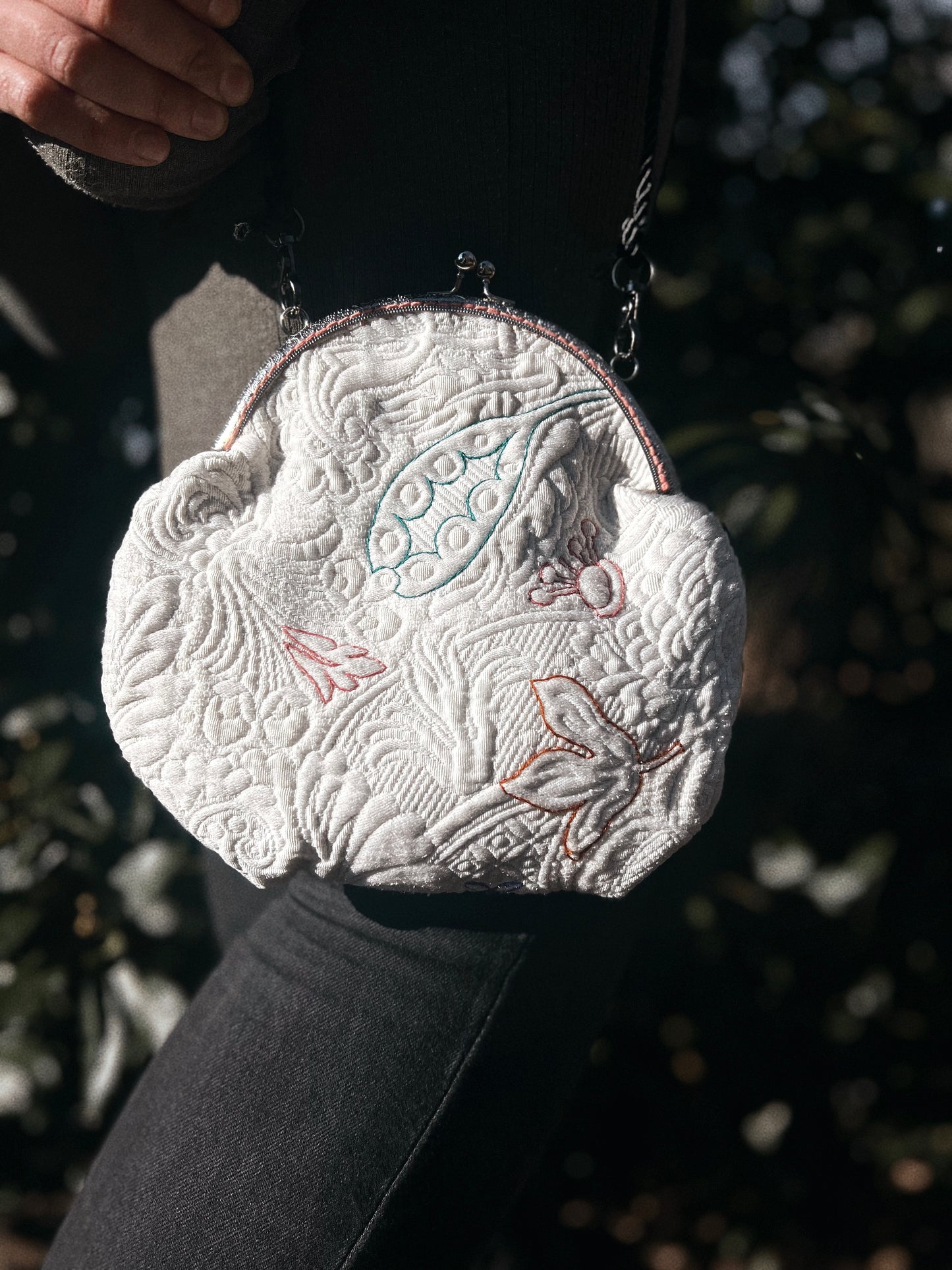 Vintage hand embroidered douvet bag