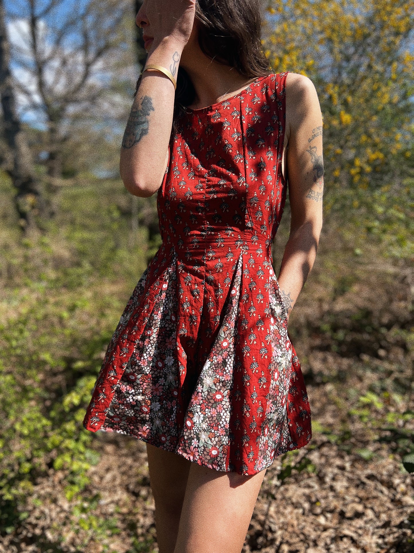 Full circle short romper ✨ Size S/M