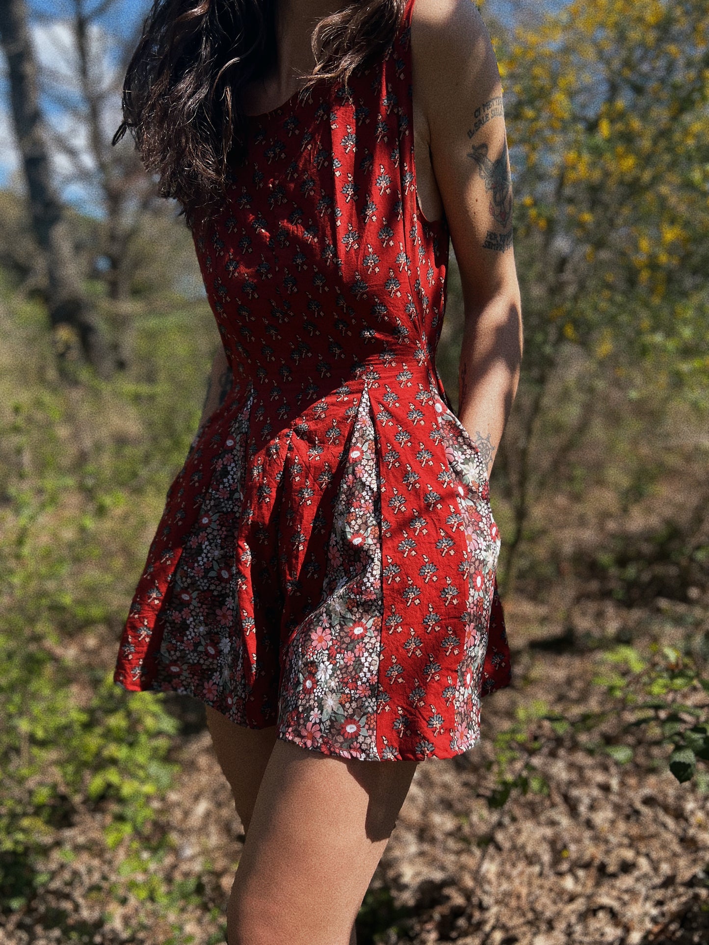 Full circle short romper ✨ Size S/M