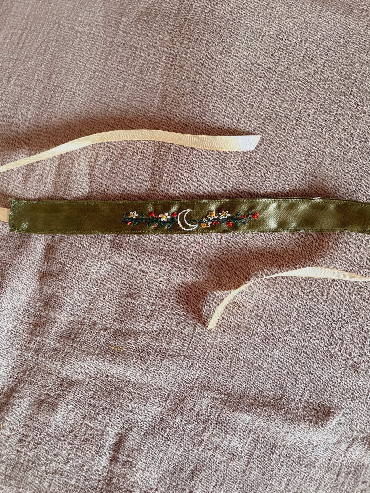 Chocker ✨ hand embroidered satin chocker