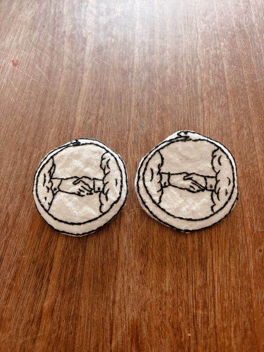 Hand embroidered couple brooch