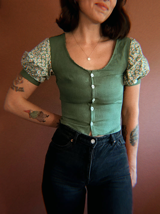 Green linen and vintage cotton short sleeves blouse ✨ ONE PIECE size XS/S